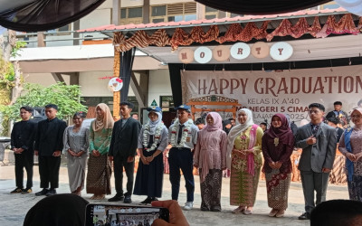 Lulus 100%, SMP Negeri 5 Cimahi Sukses Gelar Prosesi Pelepasan dan Kelulusan 398 Murid  Kelas IX Tahun 2026
